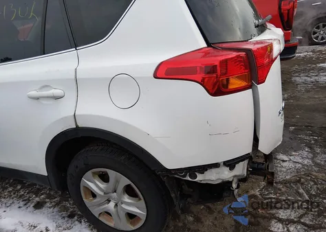 2015 Toyota Rav4 Le z USA, uszkodzony, nr VIN JTMBFREV4FD157712
